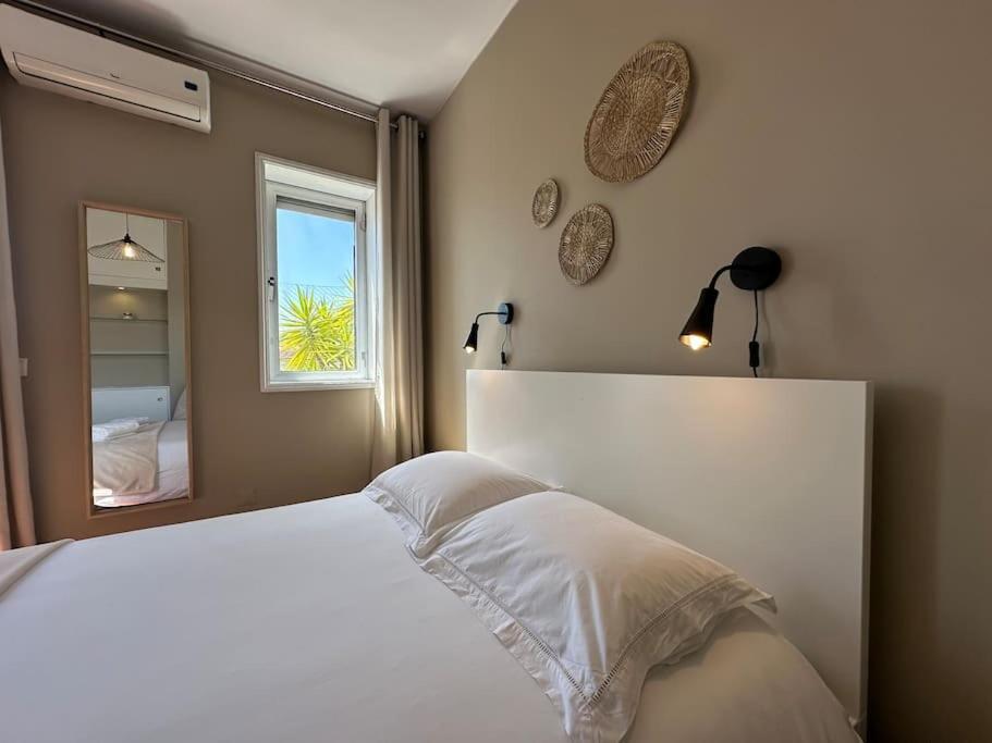 Apartamento Renovado Com Ac, 2 Wc Completos, Terraco E Garagem Oporto