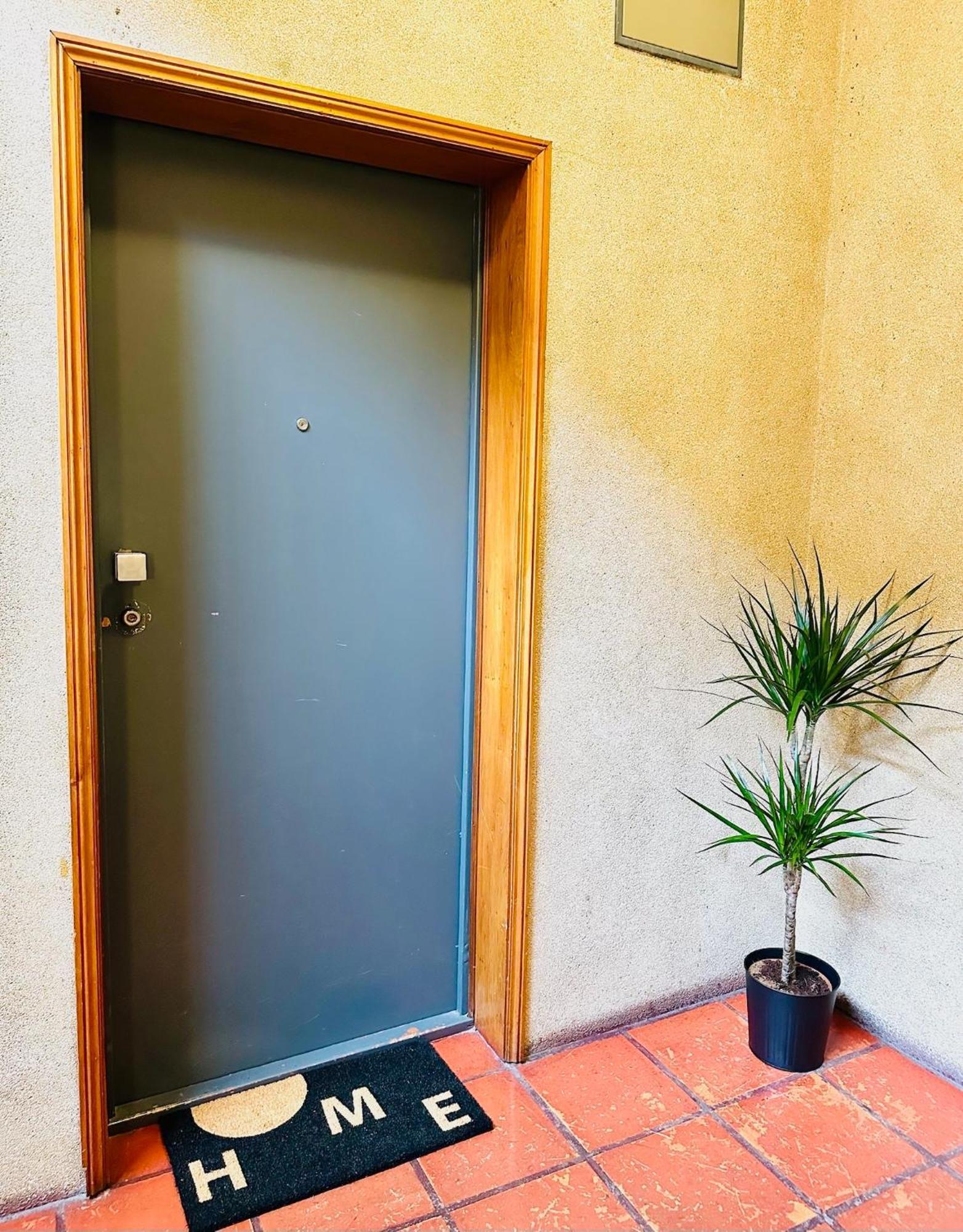 Renovado Com Ac, 2 Wc Completos, Terraco E Garagem Apartamento Oporto